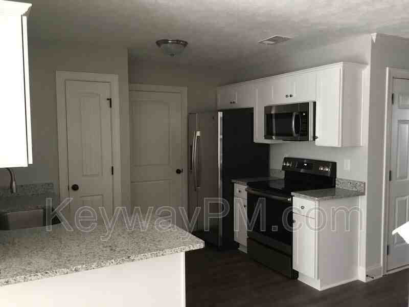 626 Vista Dr - Photo 3 of 10