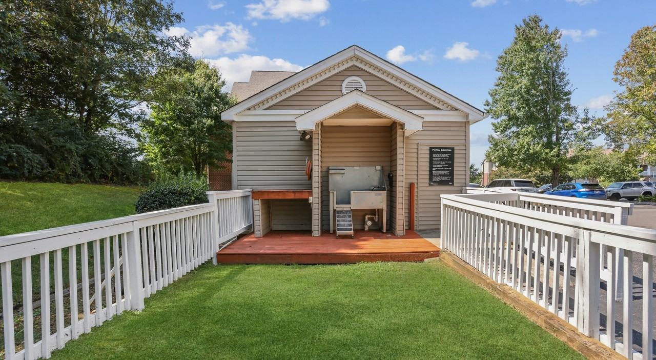 Walker's Crossing - Photo 2 of 42