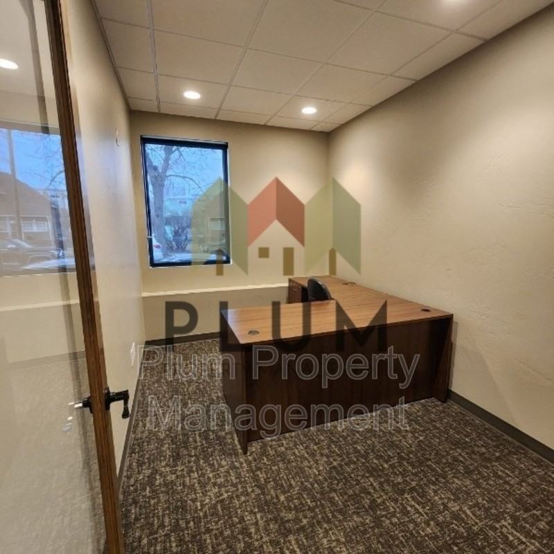 425 N 5th St W #113 - Photo 7 of 7