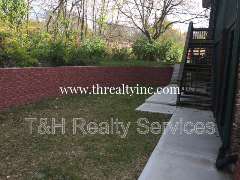 3510 E Fall Creek Parkway North Dr #4-3510-4 - Photo 3 of 20