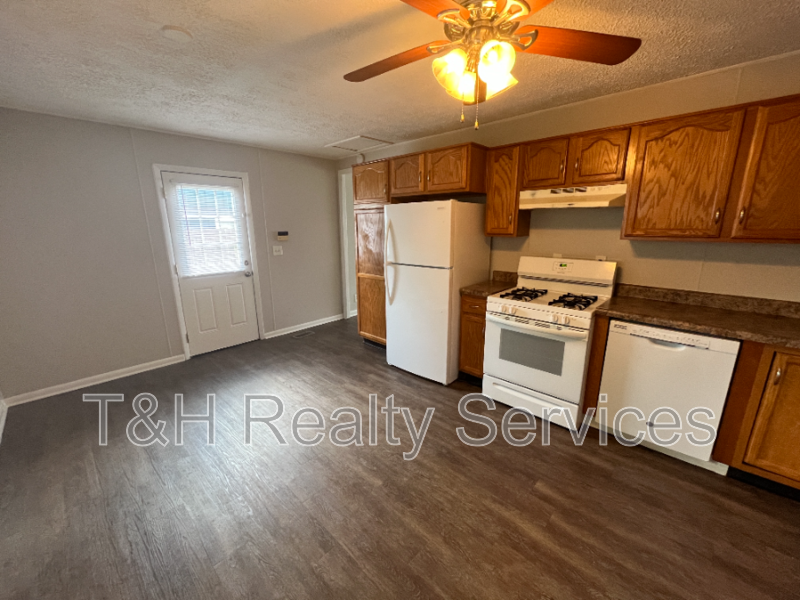 2645 Calbert Dr - Photo 7 of 23