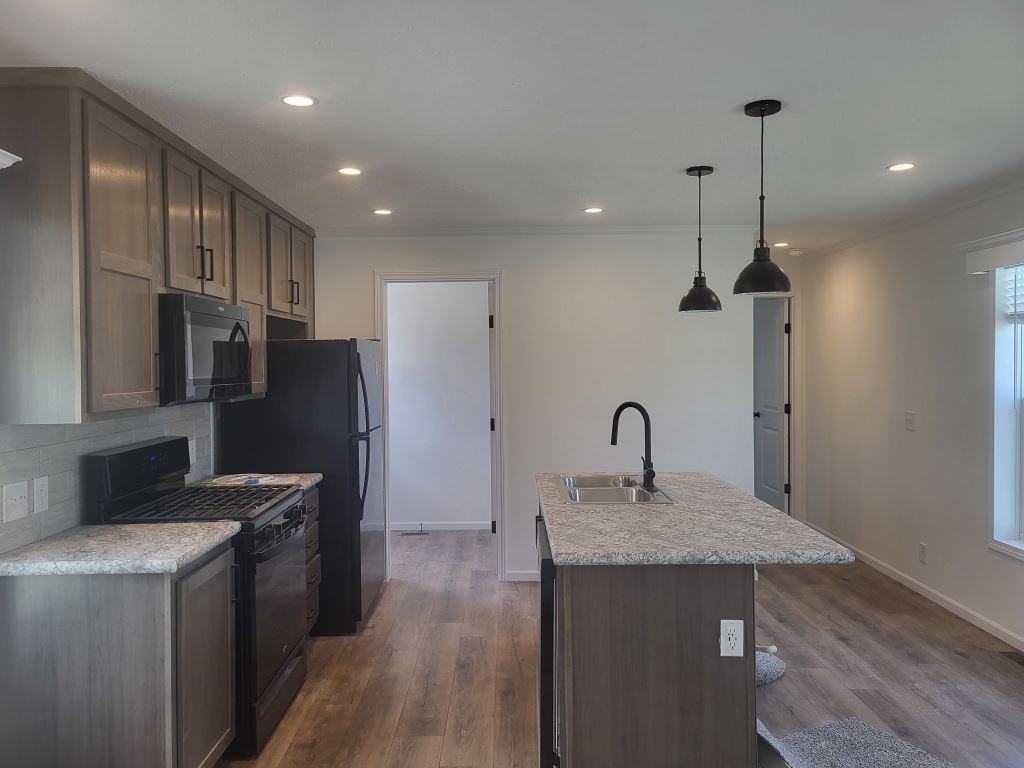 3 Swan Ln - Photo 3 of 25