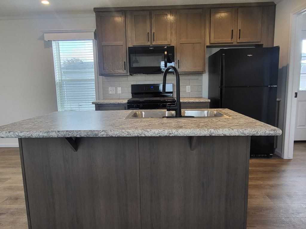 3 Swan Ln - Photo 6 of 25