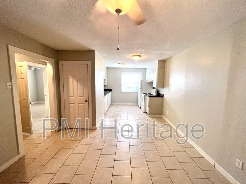 15 W Martin Luther King Jr Blvd #3 - Photo 2 of 9