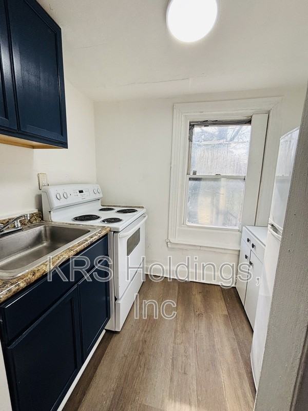 215 W Little Creek Rd #4 - Photo 6 of 7