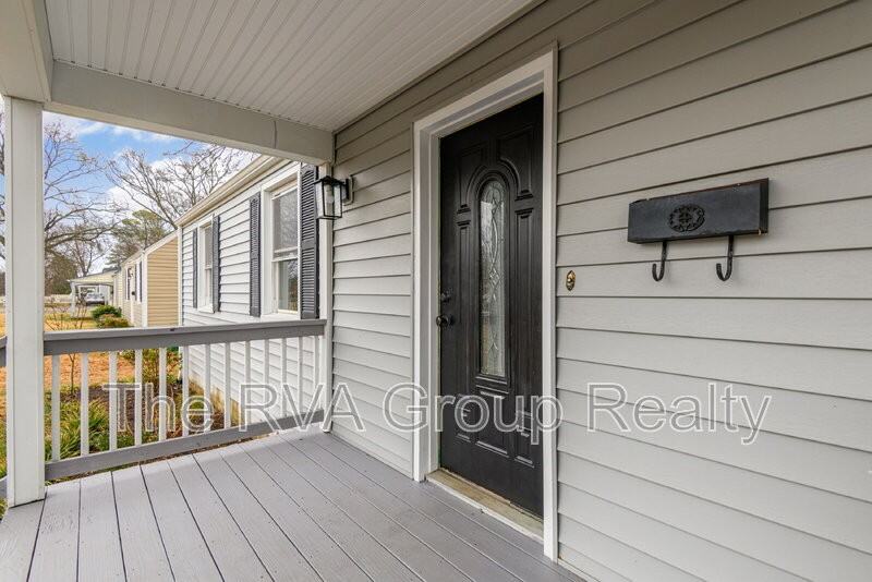 6605 Horsepen Rd - Photo 3 of 38