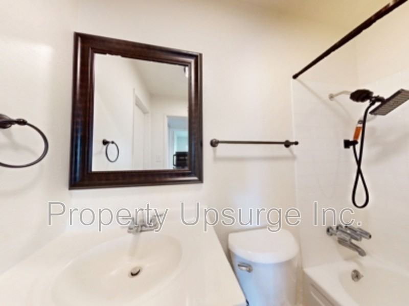 330 Bird St #2 - Photo 6 of 11