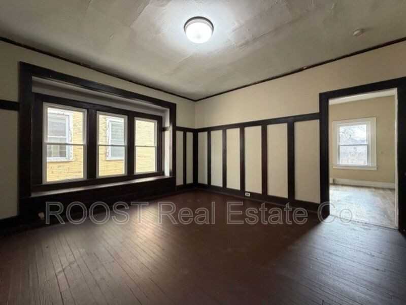 457/459 E Madison Ave #459 - Photo 5 of 14