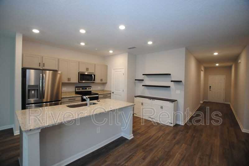 14655 Macadamia Ln - Photo 4 of 38