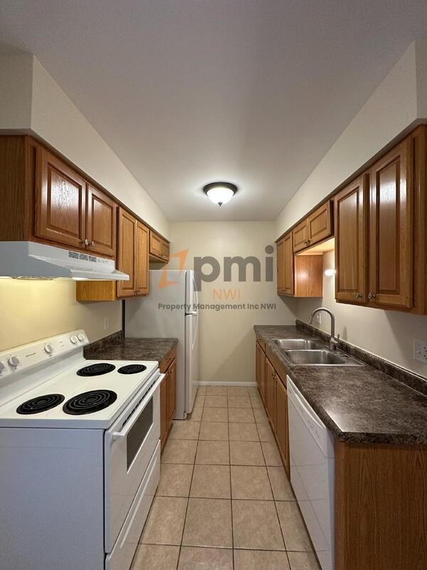 2217 Yorktowne Dr - Photo 7 of 15