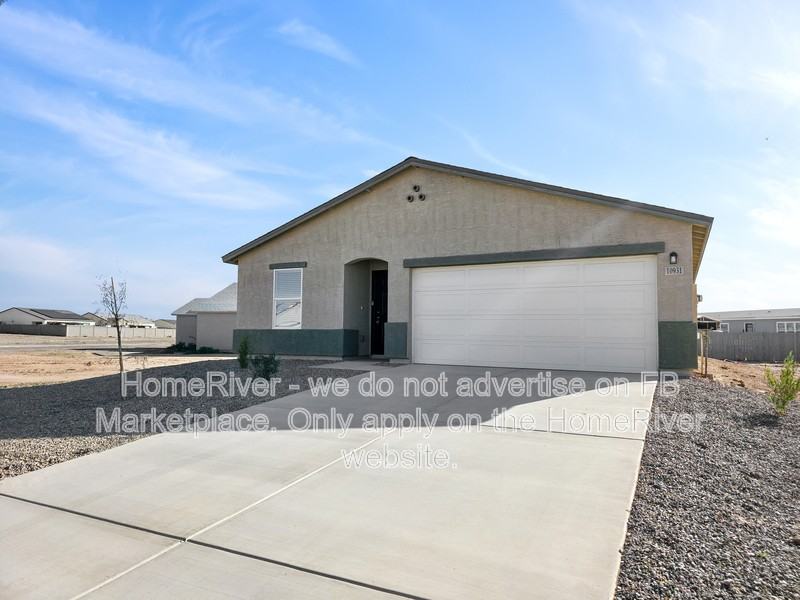 10931 W Xavier Dr - Photo 3 of 23