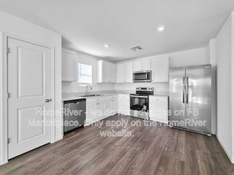 10931 W Xavier Dr - Photo 6 of 23