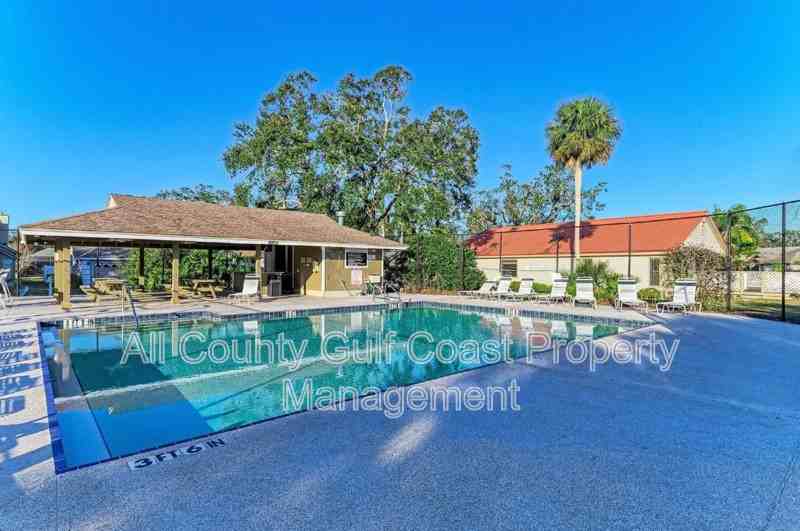 4935 82nd Pl E - Photo 3 of 5