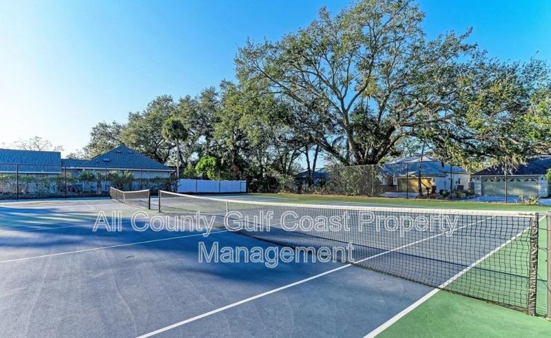 4935 82nd Pl E - Photo 4 of 5