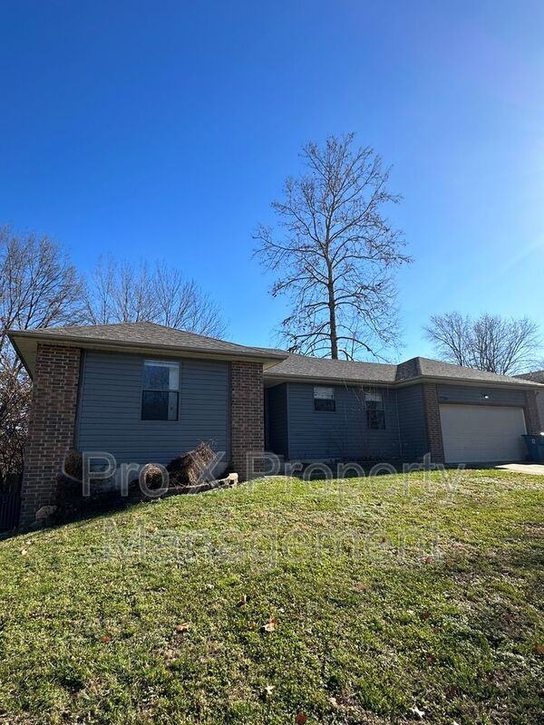 5726 S Franklin Ave - Photo 2 of 37