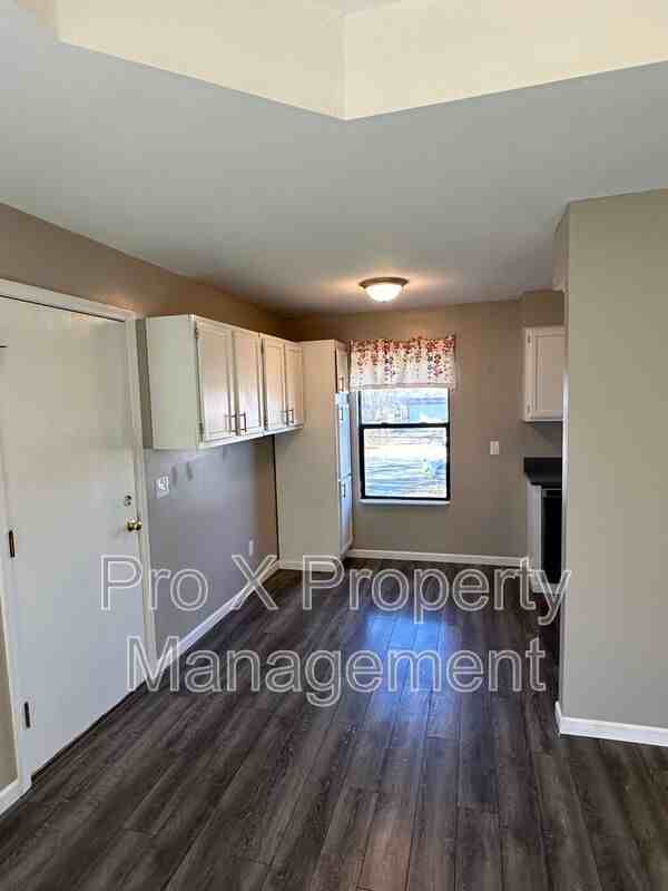 5726 S Franklin Ave - Photo 7 of 37
