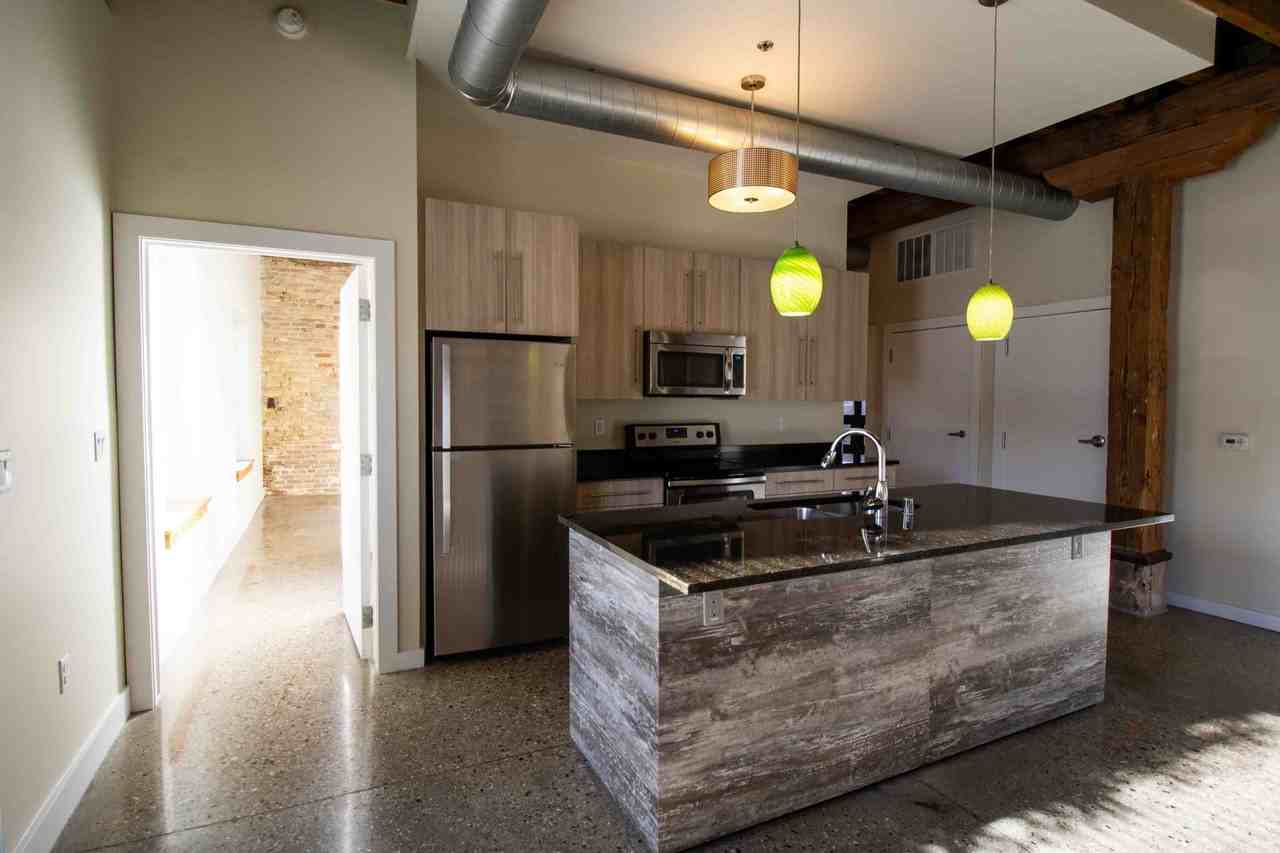 Beam House - Photo 5 of 44