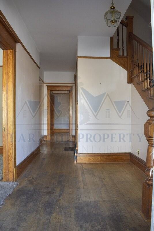 358 N 5th St #A - Photo 2 of 17