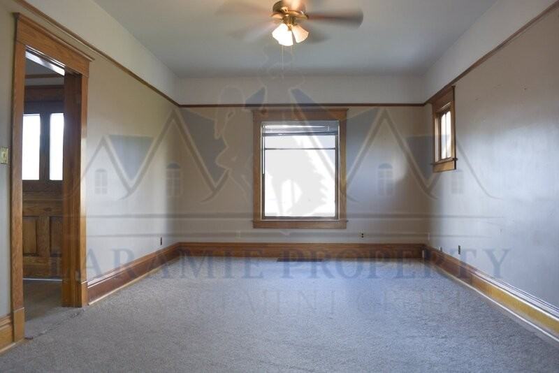 358 N 5th St #A - Photo 6 of 17