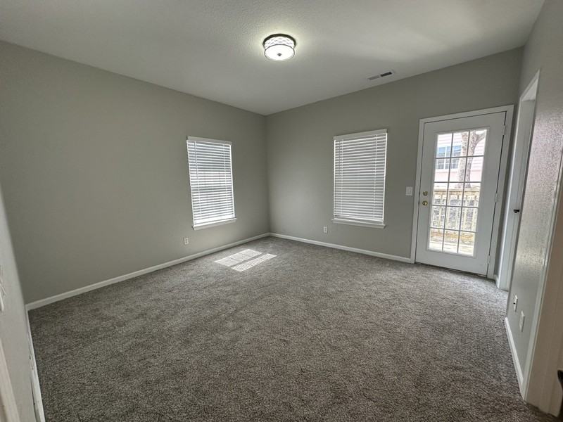 1605 Tennessee St - Photo 7 of 9