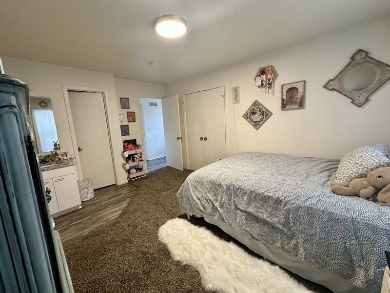 1241 Ohio St - Photo 4 of 16