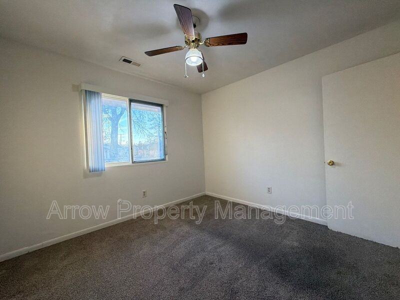 2000 Washington St - Photo 5 of 10