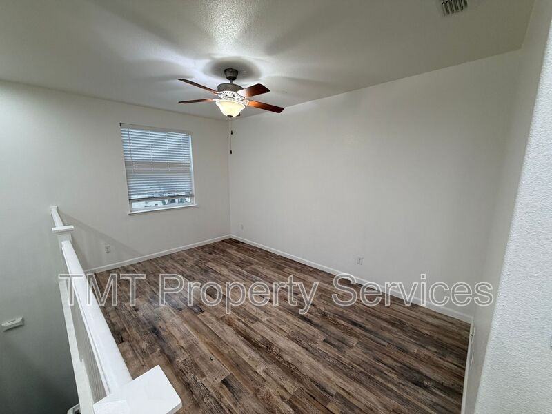 939 Dixieanne Ave - Photo 7 of 11