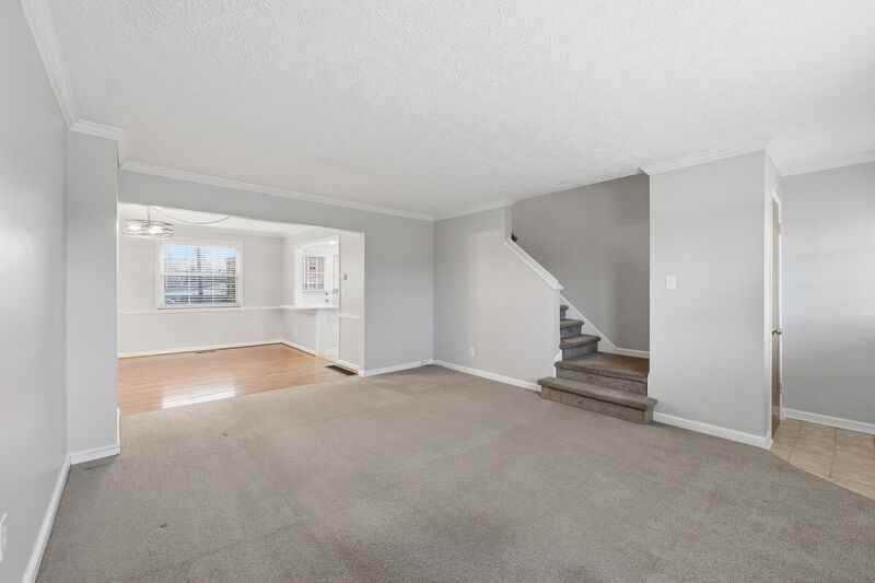 1876 Northwest Blvd #D - Photo 5 of 23