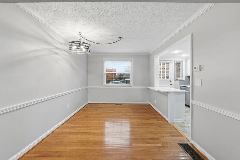 1876 Northwest Blvd #D - Photo 6 of 23