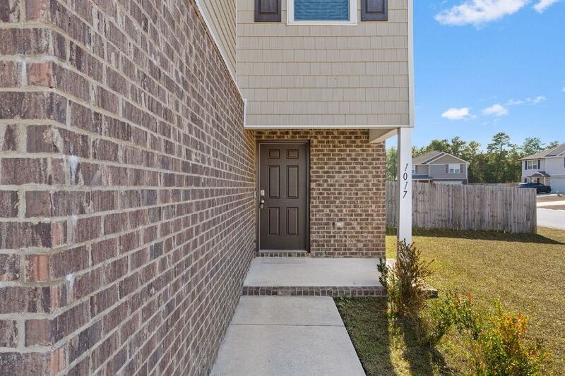 1017 Limpkin St - Photo 2 of 25