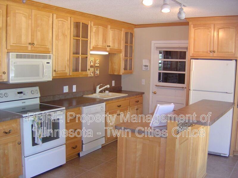 6625 1/2 Bailey Rd - Photo 2 of 3