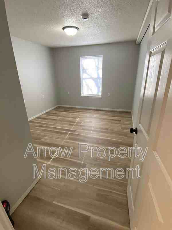 1013 14th St - Photo 5 of 9