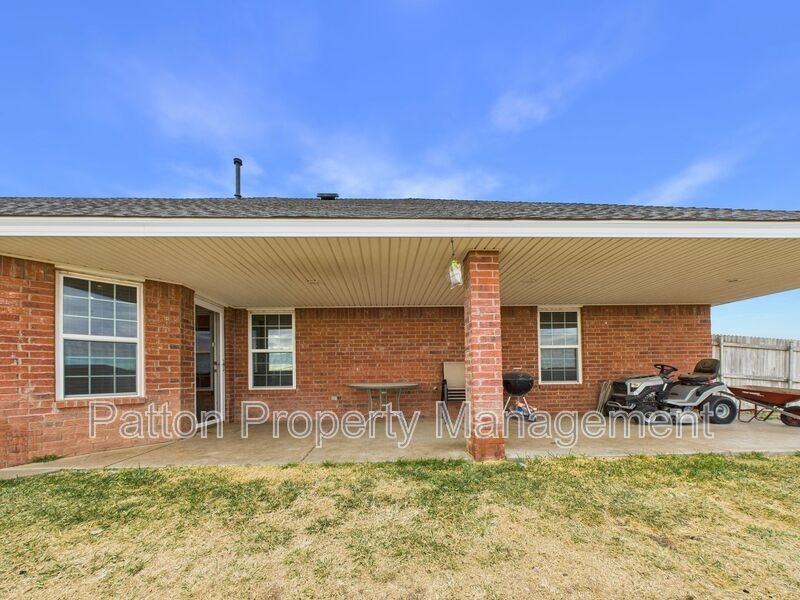 1701 Rock Creek Rd - Photo 3 of 31