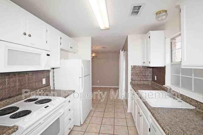 5706 Laguna Dr - Photo 7 of 26