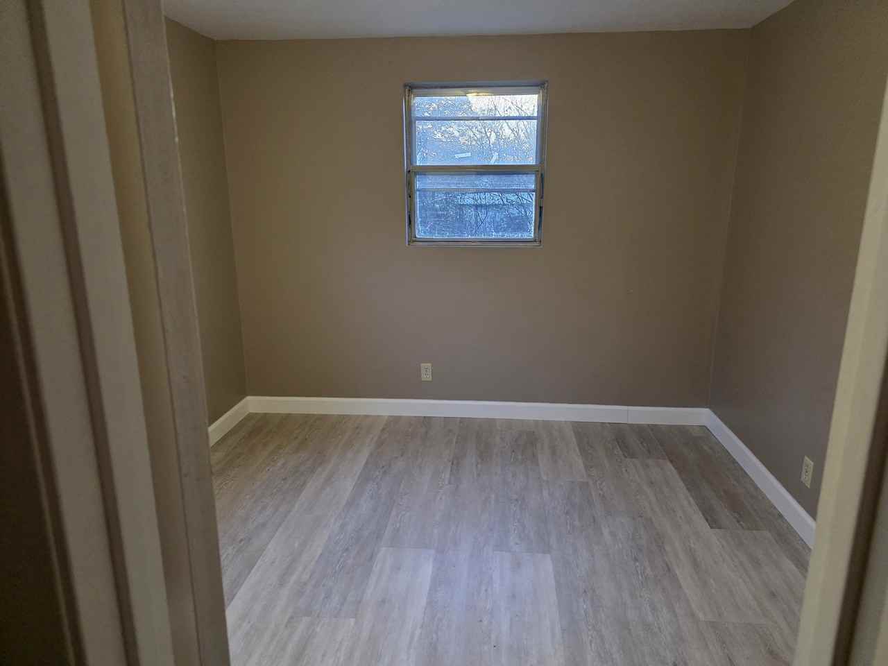 110 Tin Road - Photo 3 of 10