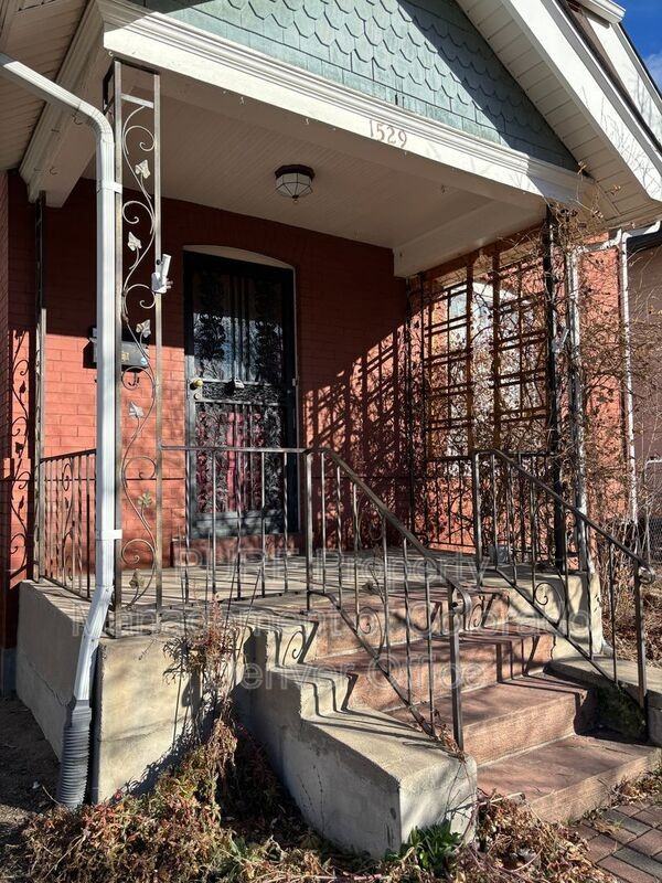 1529 E 23rd Ave - Photo 2 of 27