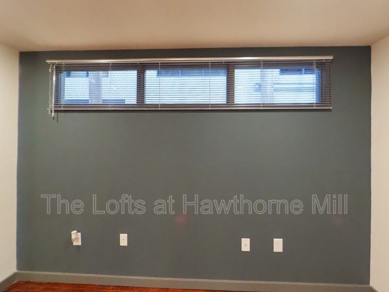 1101 Hawthorne Ln #235 - Photo 2 of 12