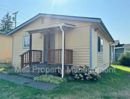 featured image of 642 1/2 Dearborn Ave