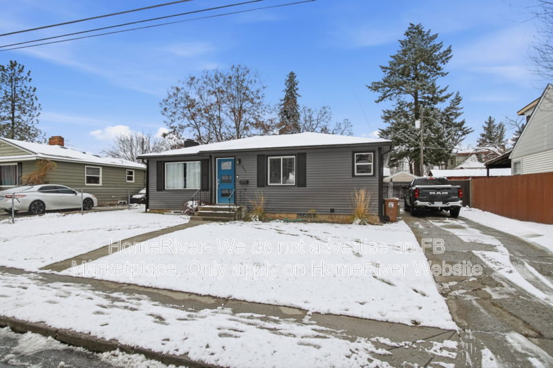 809 E 37th Ave - Photo 3 of 31