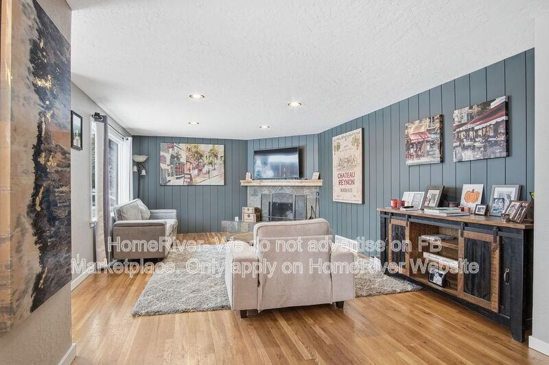 809 E 37th Ave - Photo 4 of 31