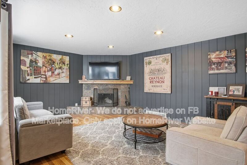 809 E 37th Ave - Photo 6 of 31