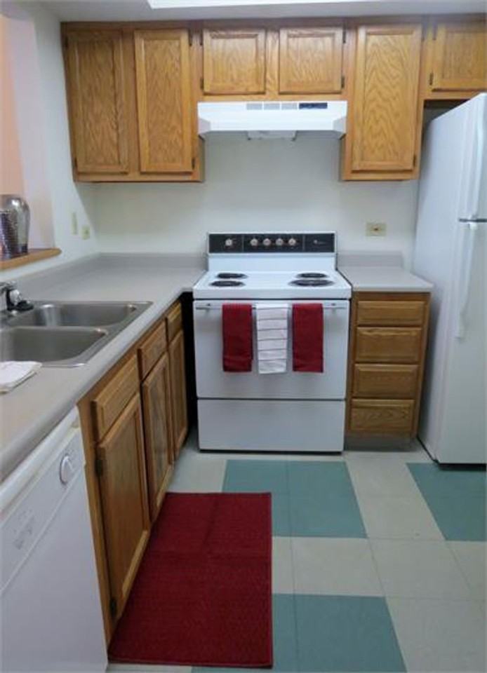 208 N Harvey - Photo 2 of 18