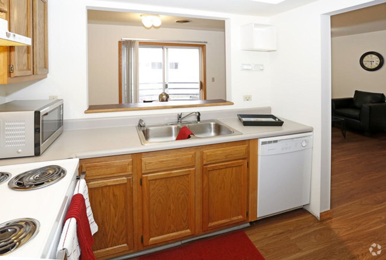 208 N Harvey - Photo 4 of 18