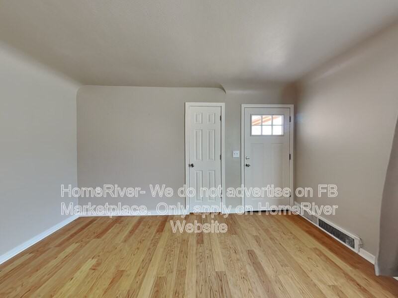 1117 S Walnut St - Photo 7 of 29