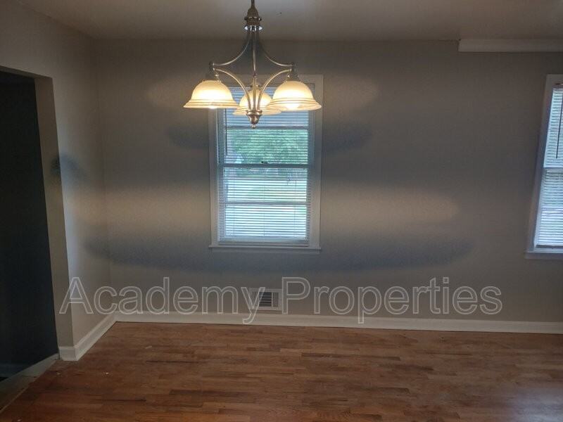 6422 Gibson Rd - Photo 4 of 15