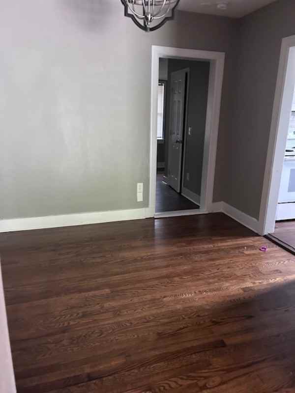 2183 Ellis St - Photo 4 of 11