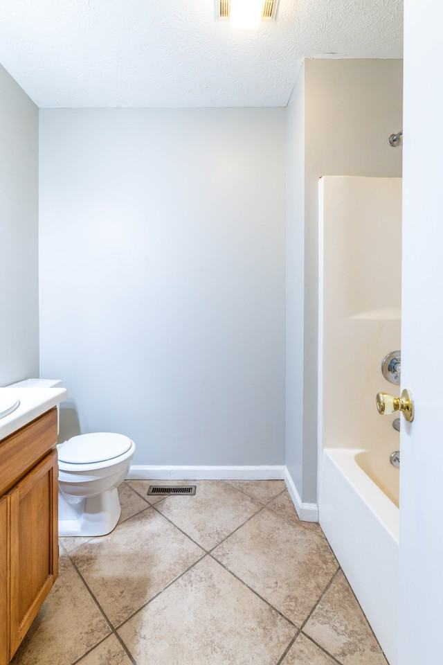 4756 Brierley Dr - Photo 2 of 28