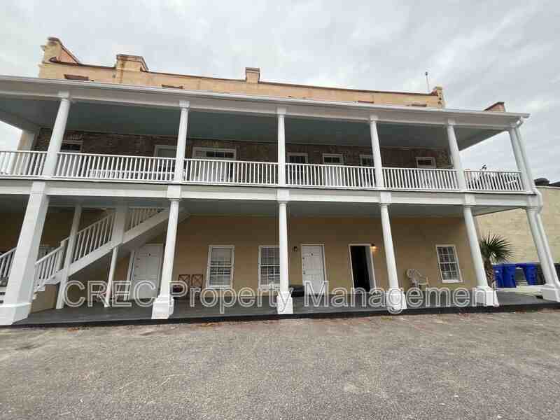 126 Alexander St #G - Photo 3 of 9