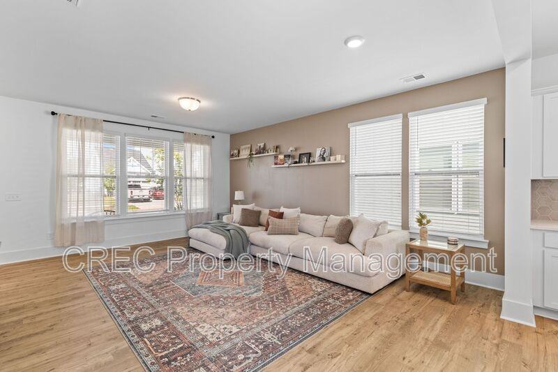 1223 Homecoming Blvd - Photo 5 of 43