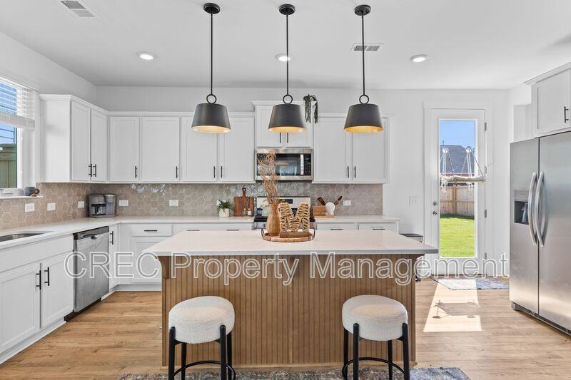 1223 Homecoming Blvd - Photo 6 of 43